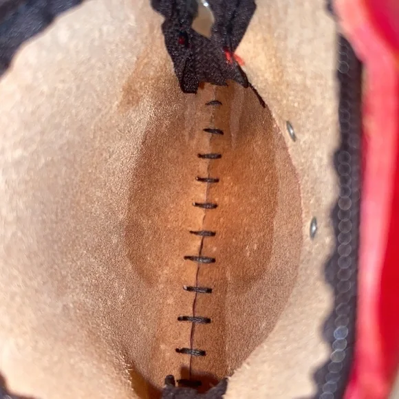 Genuine Leather Handmade Artisan Red Animal Puppy Carrying Pouch Wristlet. - Picture 4 of 4